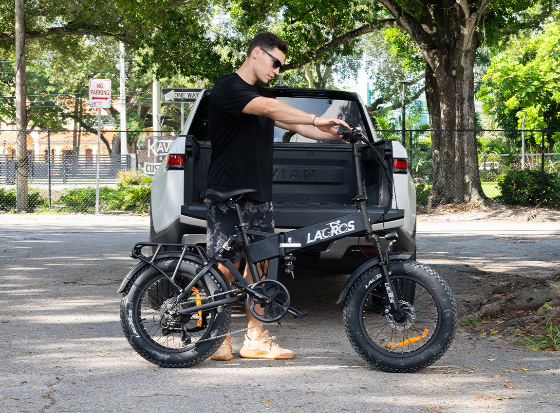 Electric Bikes vs Electric Scooters: Which One Should You Choose?