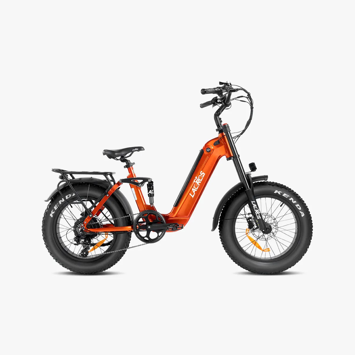 Official Lacros Cyclone 2026 side view showing the rear rack and wheel clearance